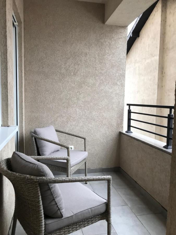 Green Apartment โนวีปาซาร์ ภายนอก รูปภาพ